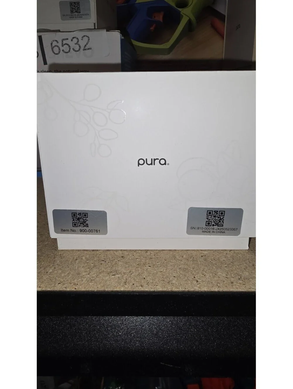 Pura 4 Smart Fragrance Diffuser WITH 2 Scents (2025 version, not recalled)